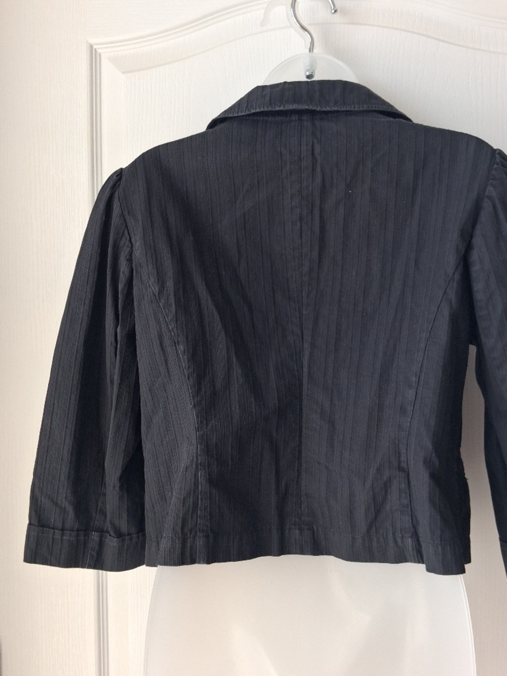 Textured cropped jacket - Picture 2 of 3